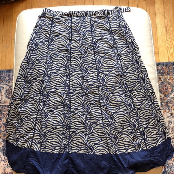 Coldwater Creek navy/tan a-line skirt - Picture 1 of 9
